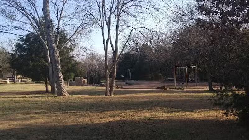 Dixon W. Holman Park - Arlington, TX