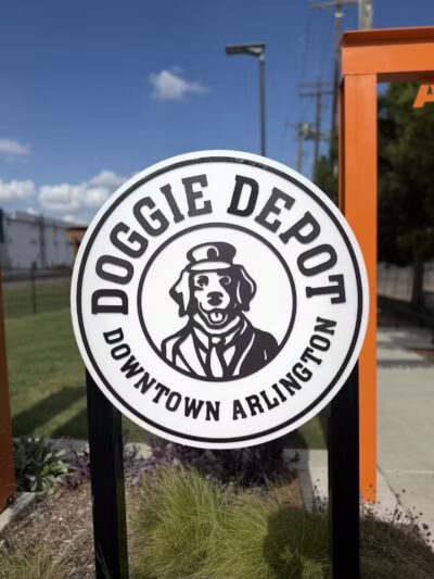 Downtown Arlington Doggie Depot - Arlington, TX