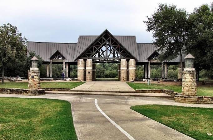 River Legacy Parks - Arlington, TX