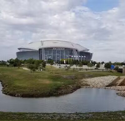 Dr. Robert Cluck Linear Park - Arlington, TX