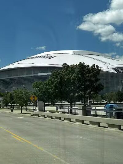 Dr. Robert Cluck Linear Park - Arlington, TX