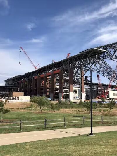 Dr. Robert Cluck Linear Park - Arlington, TX
