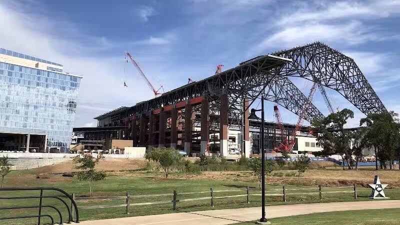 Dr. Robert Cluck Linear Park - Arlington, TX