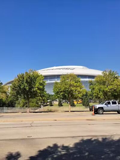 Dr. Robert Cluck Linear Park - Arlington, TX