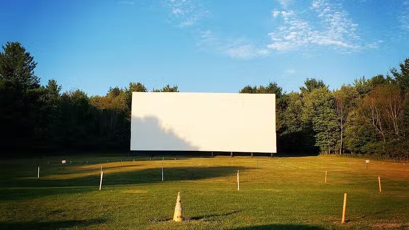 Hollywood Drive-In Theatre - Averill Park, NY