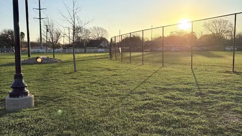 Bedford Bark Park - Bedford, TX