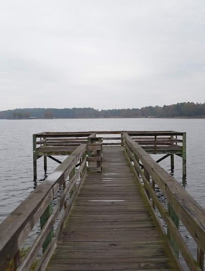 Lake Wallace Walking Trail - Bennettsville, SC