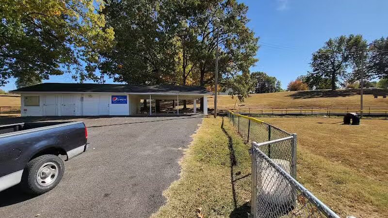 Benton Bark Park - Benton, KY