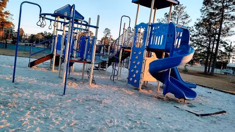 Robert G Muse Memorial Park - Boiling Spring Lakes, NC
