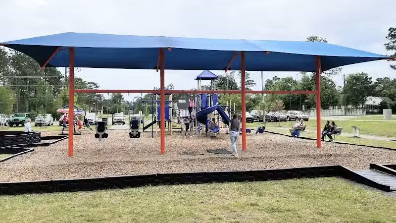 Robert G Muse Memorial Park - Boiling Spring Lakes, NC