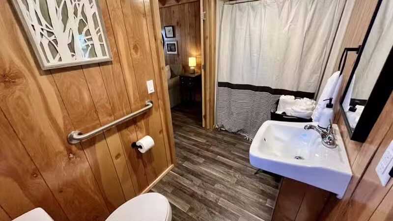 In The Pines RV & Cabin Village - Bolivia, NC