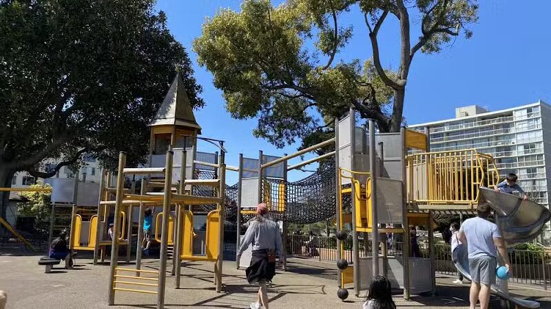 Lafayette Park - Bridgeport, CT