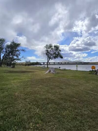 Hood Park - Burbank, WA