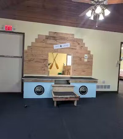 The PARK Indoor Dog Park - Burlington, IA