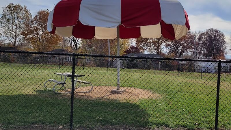 Big Creek Dog Park - Canton, IL