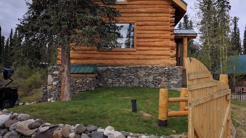 Wolf's Den Kennel - Cantwell, AK