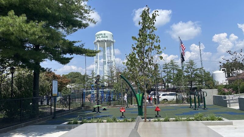 Charles J. Fuschillo Park - Carle Place, NY
