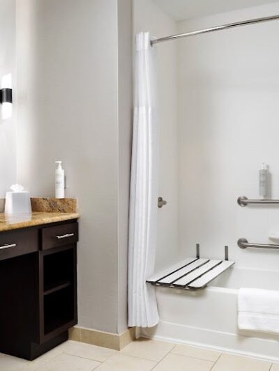 Homewood Suites by Hilton Carle Place - Garden City, NY - Carle Place, NY