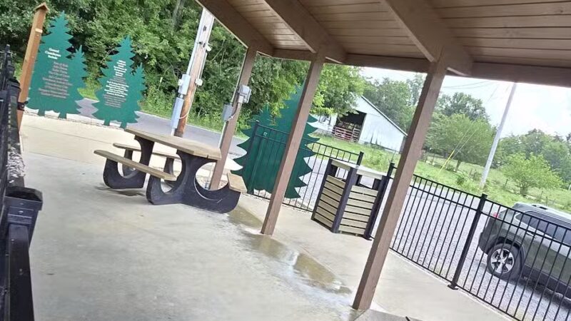 Carmi Dog Park - Carmi, IL