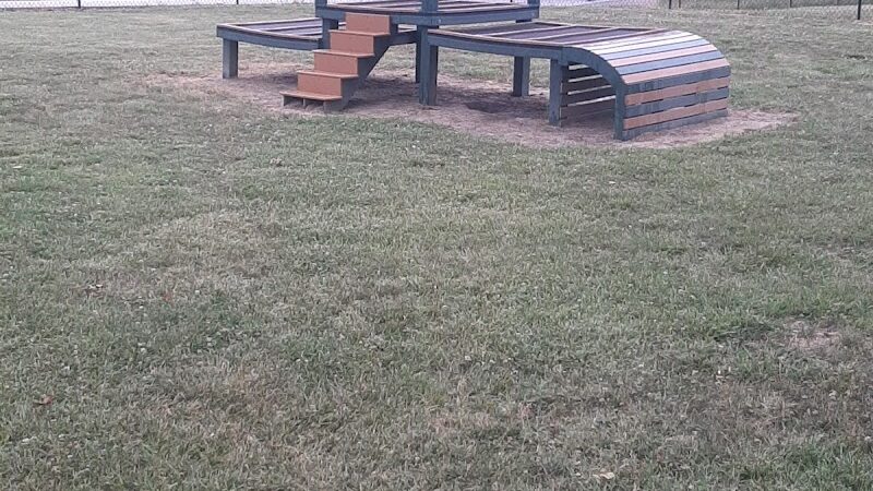 Carmi Dog Park - Carmi, IL