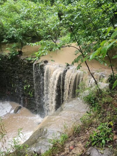 LaBarque Hills Trail Trailhead - Cedar Hill, MO