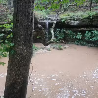 LaBarque Hills Trail Trailhead - Cedar Hill, MO