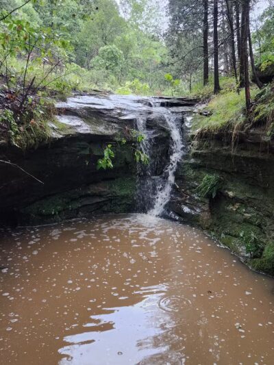 LaBarque Hills Trail Trailhead - Cedar Hill, MO