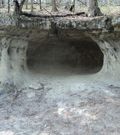 LaBarque Hills Trail Trailhead - Cedar Hill, MO