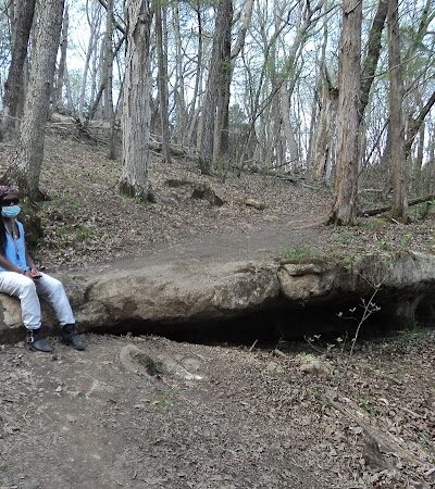 LaBarque Hills Trail Trailhead - Cedar Hill, MO