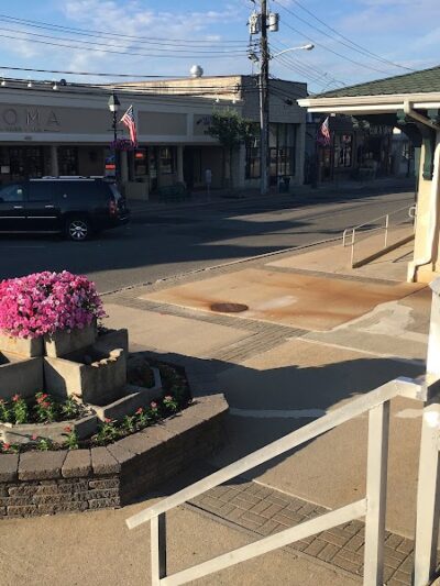 Cedarhurst LIRR Station Parking 6 - Cedarhurst, NY