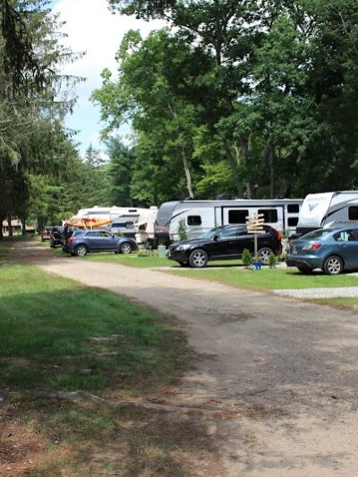 Nickerson Park Family Campground - Chaplin, CT