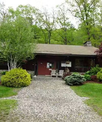 Nickerson Park Family Campground - Chaplin, CT