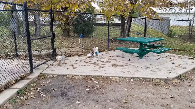 Charleston Dog Park - Charleston, IL
