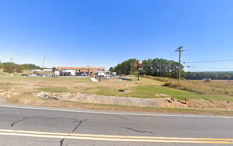 Dog Park at Love's Travel Stops - Charleston, TN