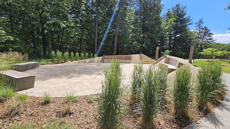 Western Massachusetts Post 9/11 and Service Dog Memorial Park - Chicopee, MA