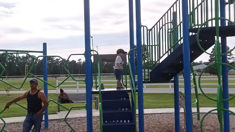 Fisher Drive Park - Clinton, NC