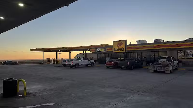 Dog Park at Love's Travel Stops - Clinton, OK