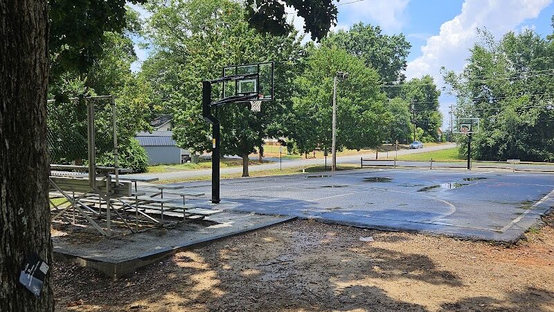 Oak Street Park - Clinton, SC