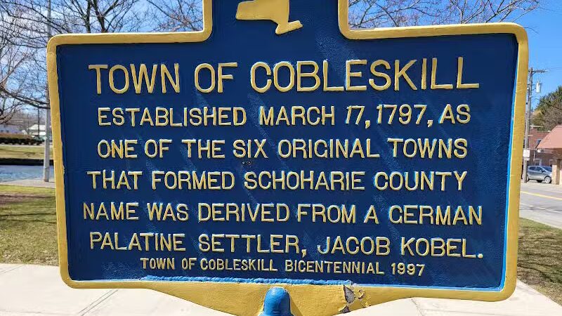 Veterans Memorial Centre Park - Cobleskill, NY