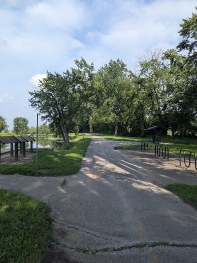 Hennepin canal parkway trailhead - Colona, IL