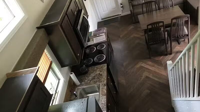 Crystal Springs Wilderness Lodges & RV Resort - Cream Ridge, NJ