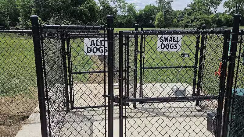 Peggy Baker Park Dog Run - Crestwood, KY