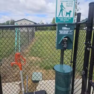 Peggy Baker Park Dog Run - Crestwood, KY