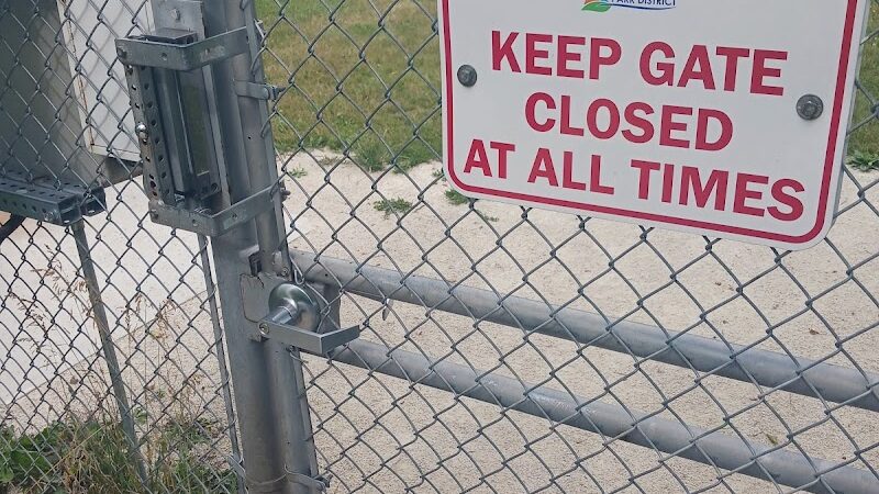Hound Town Dog Park - Crystal Lake, IL
