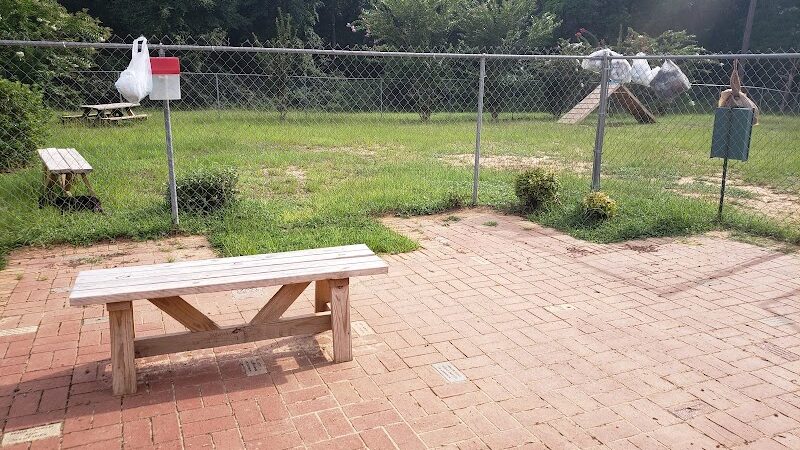 Dog Park Dale. - Daleville, AL