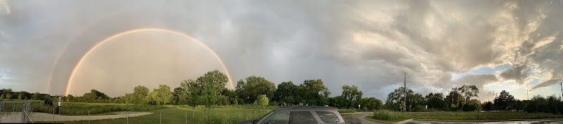 Oldfield Oaks Dog Park - Darien, IL