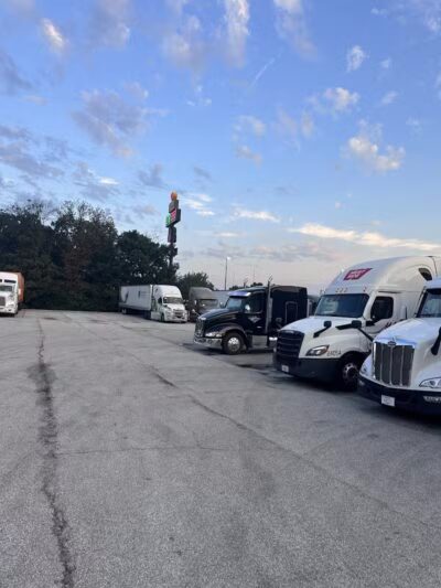 Dog Park at Love's Travel Stops - De Motte, IN