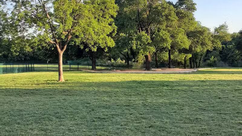 Wiggly Field Dog Park - Denton, TX