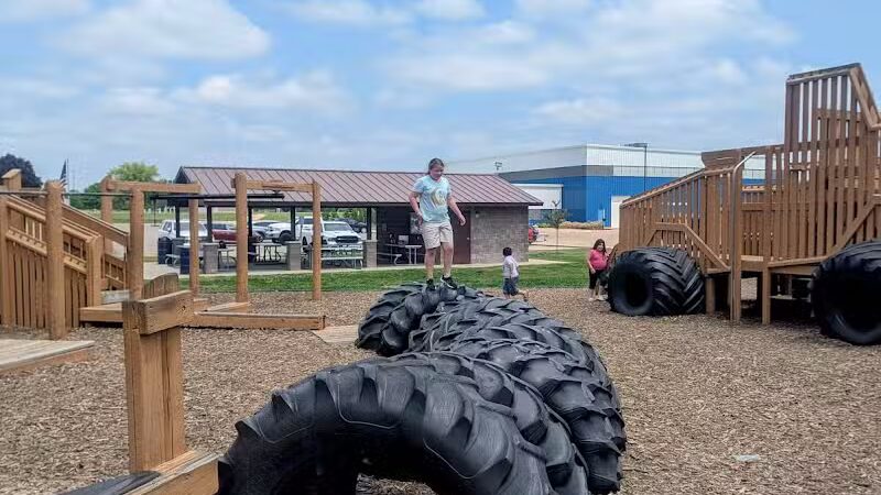 Meadows Park - Dixon, IL