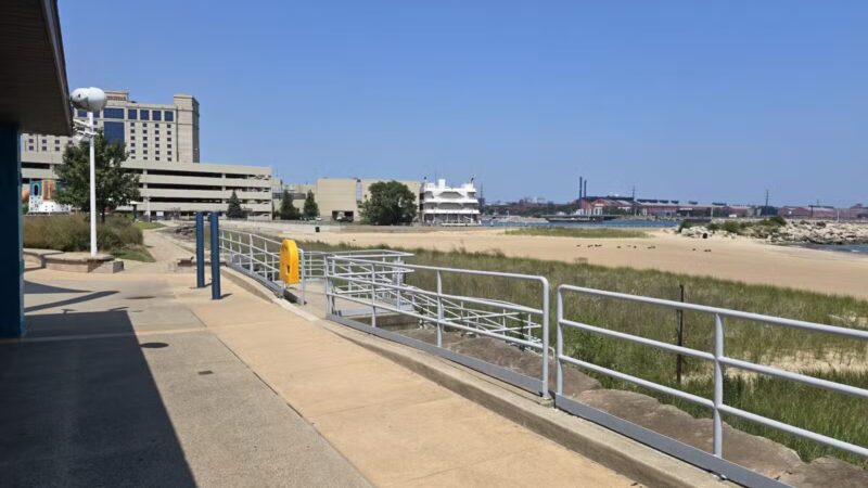 Jeorse Park Beach - East Chicago, IN